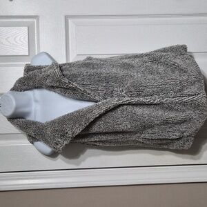 Women's Maurices Gray Asymmetrical Open Front Sherpa Vest Size XS NWOT
